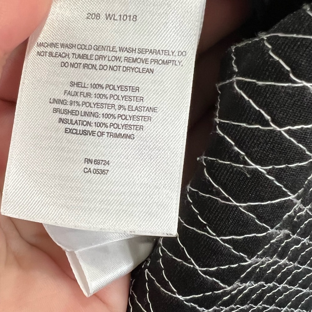 Columbia  White Vest - Picture 4 of 12